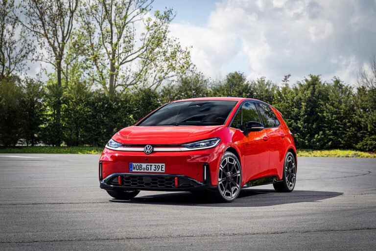Volkswagen ID.3 GTI Tornado Red színben